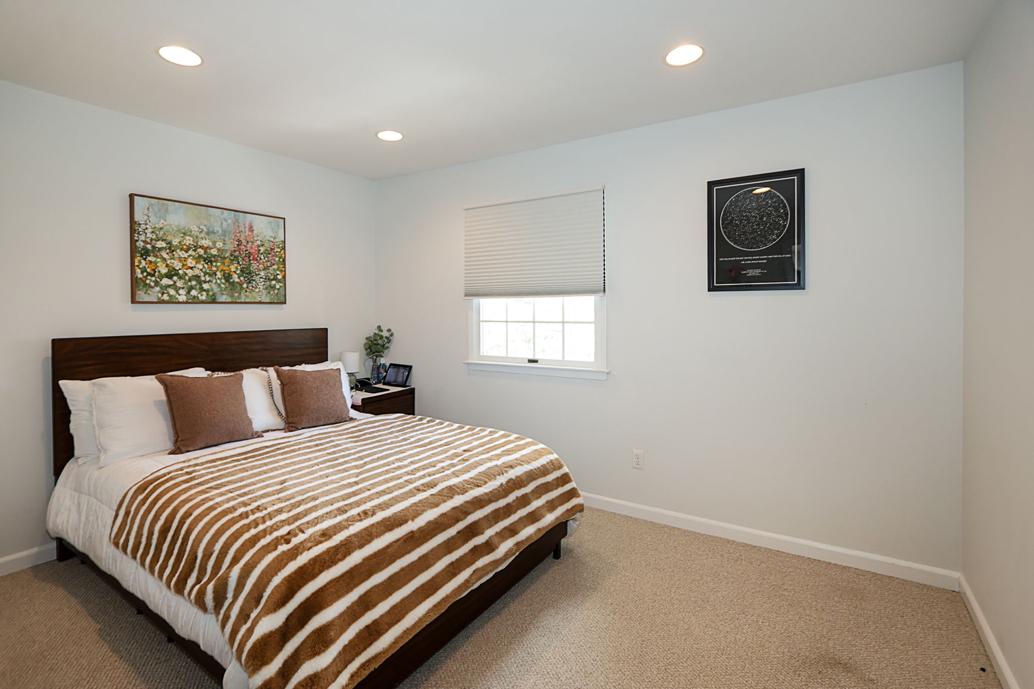 28-web-or-mls-52 Holiday Dr, Woodbury 26