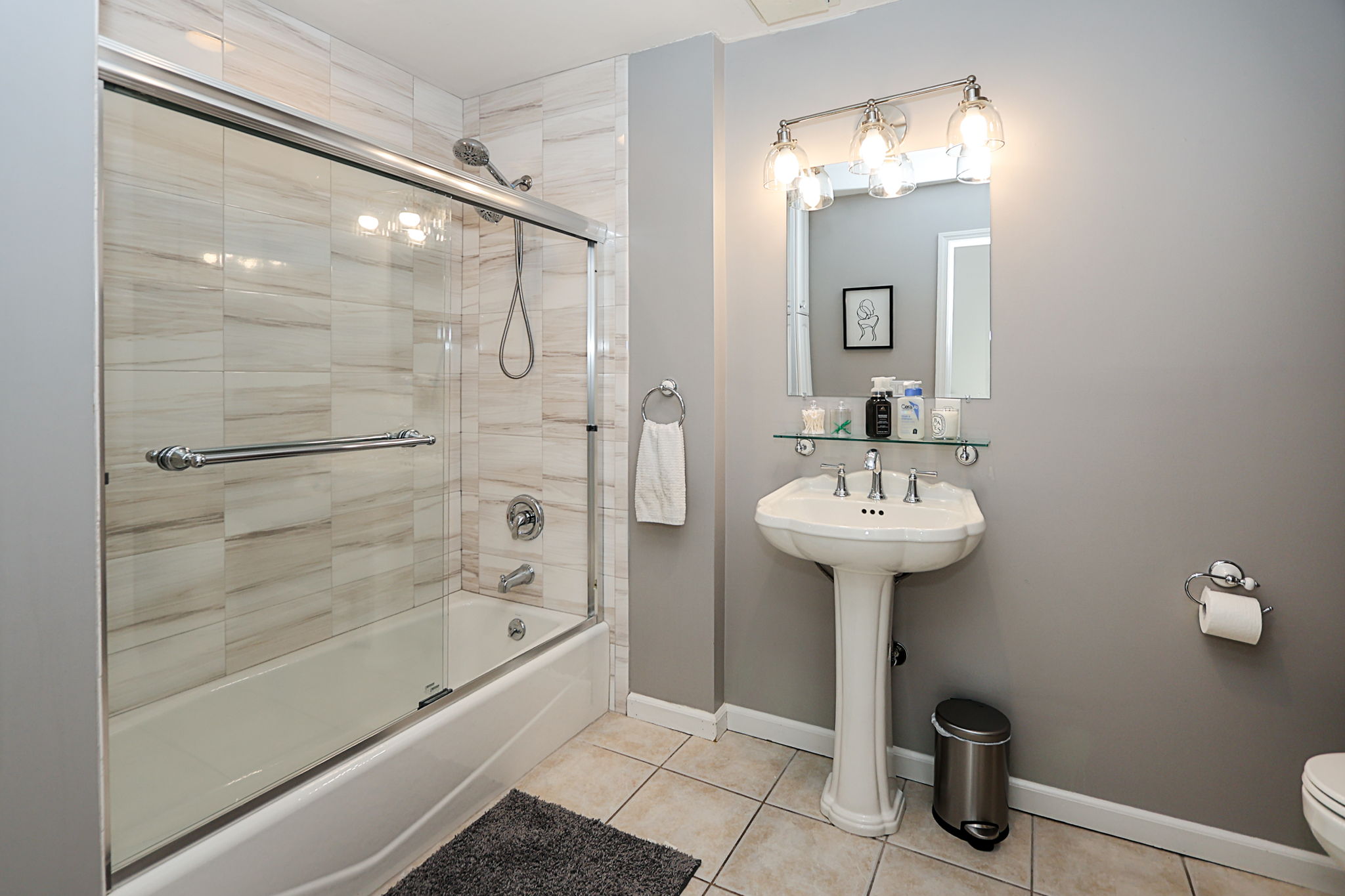 31-web-or-mls-52 Holiday Dr, Woodbury 29