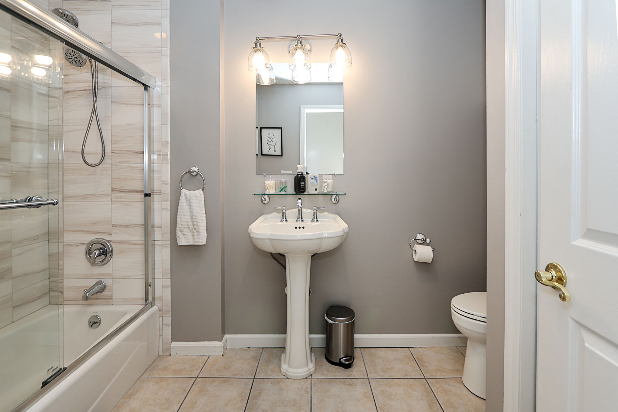 32-web-or-mls-52 Holiday Dr, Woodbury 30