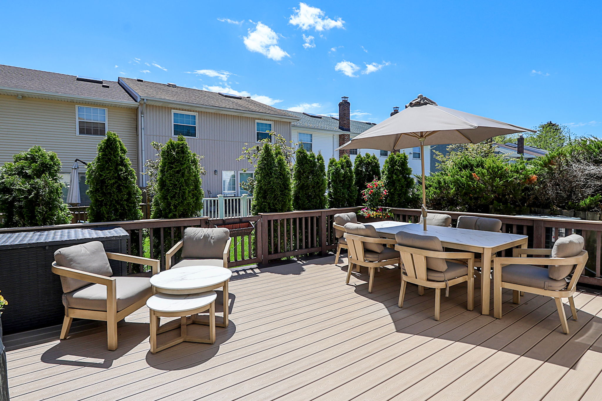 34-web-or-mls-52 Holiday Dr, Woodbury 32